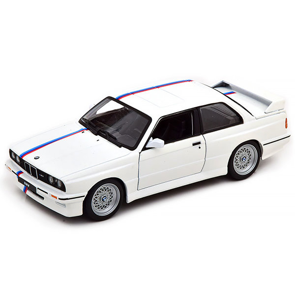 Bburago 1:24 - BMW M3 E30 1988 - Белый